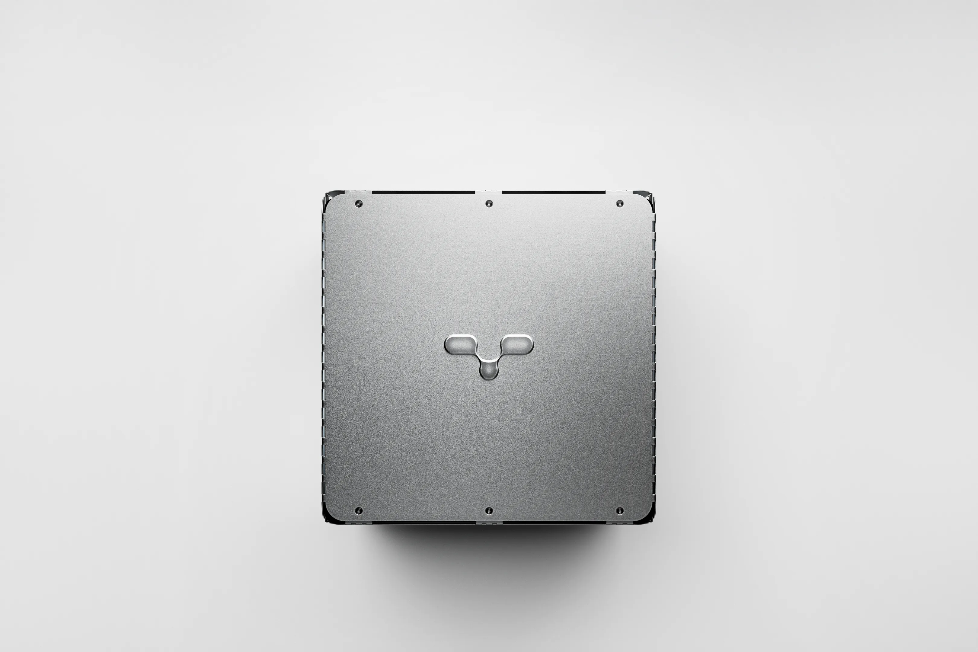 UNIVERSAL CONNECT — Any machine.<br />Any protocol. One system.